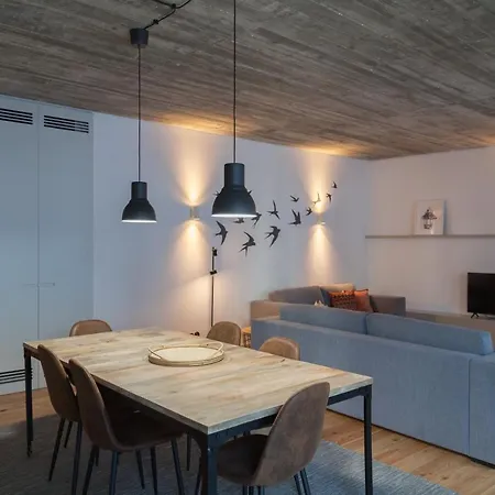 Flh Intendente Cozy Industrial Flat